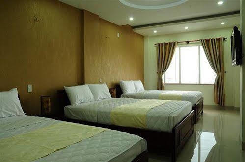 Canh Buom Hotel ダナン市 エクステリア 写真